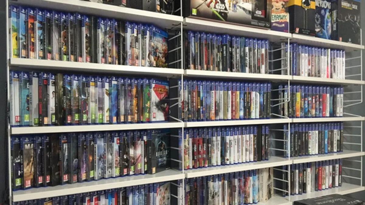 EA, Avrupa’da Fiziksel Oyun Satma Devrini Kapatıyor: Koleksiyonculuk Bitiyor mu?