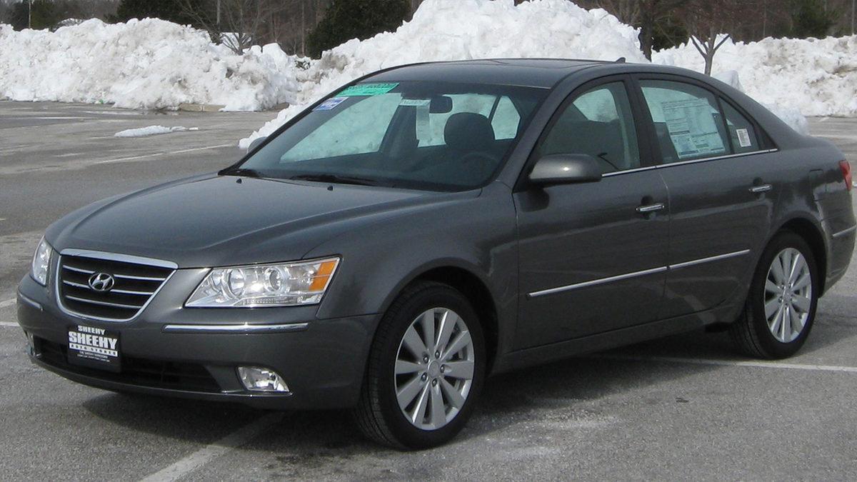 Donanımı ve Konforuyla Şaşırtan 2011 Hyundai Sonata’nın Günümüz Sıfır Araçlarıyla Yarışacak Özellikleri