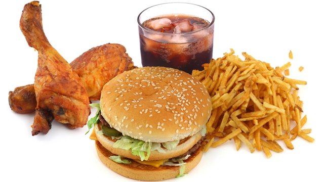 Sigara Paketlerinde Olduğu Gibi Ambalajında ’’Ölümcül Zararları Vardır’’ Yazması Gereken Yiyecek ve İçecekler