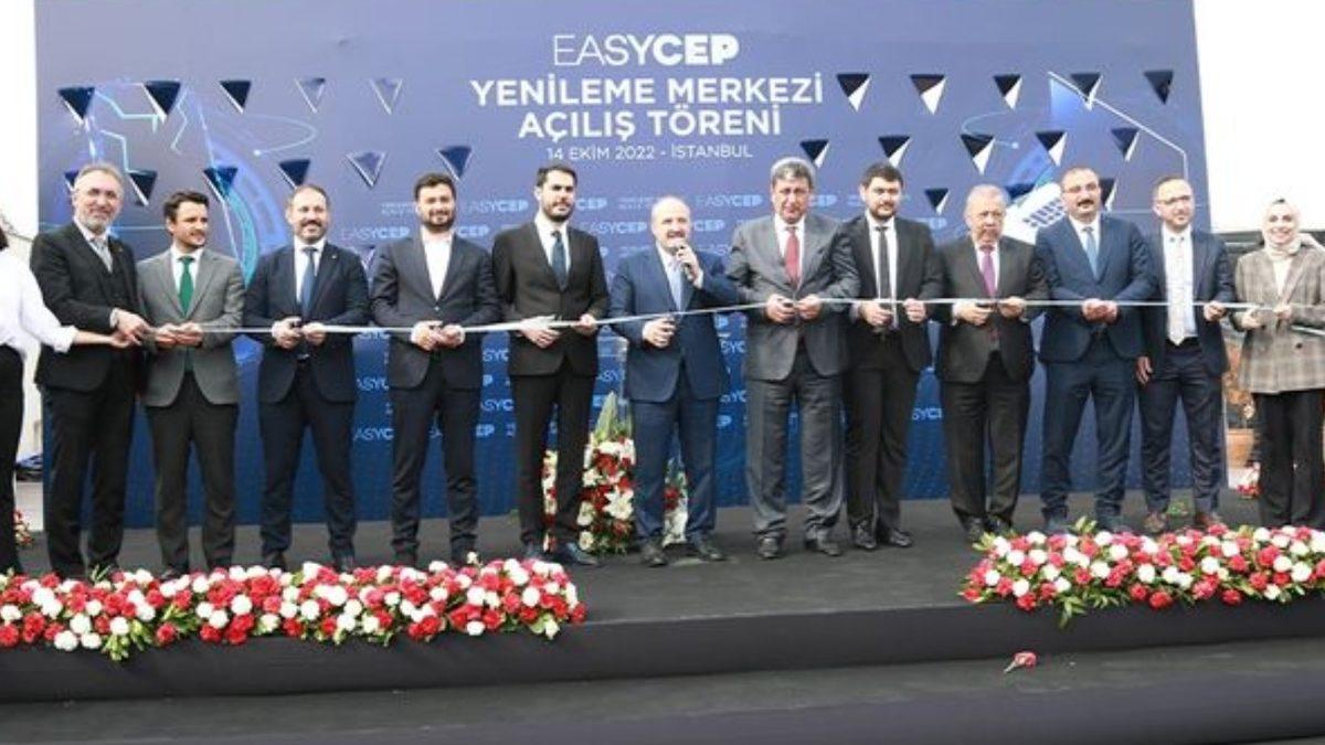 Telefon Satışlarının Dünya Genelinde Nasıl Düşüşe Geçtiğini Gösteren Rapor: Bir Marka Hariç Tüm Üreticiler Düşüşte