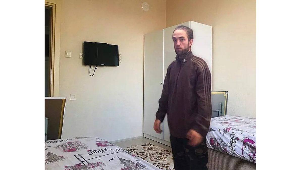 Oyunlardaki NPC’ler Gibi Bir Anda Belirip Hep Aynı Şeyi Yapan 13 İnsan Tipi