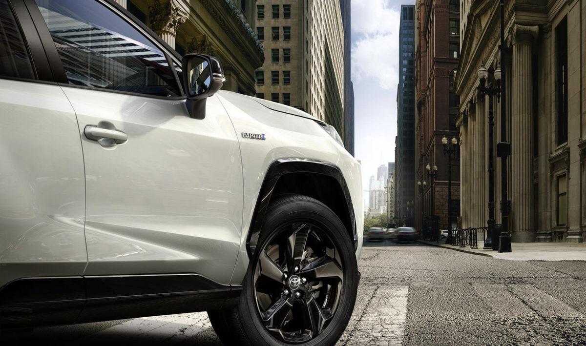 Yeni Nesil SUV: Toyota RAV4 2021 Dikkat Çeken Özellikleri ve Fiyat Listesi