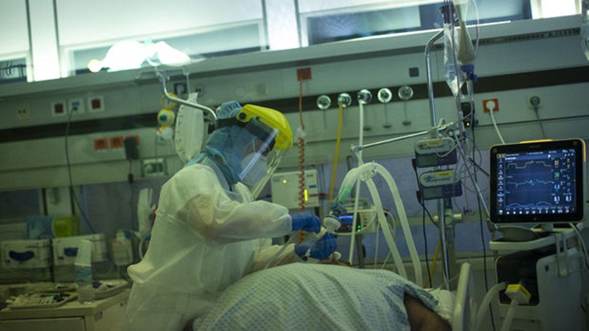 Başhekimden Aşı Olmak İstemeyenlere: O Zaman Topluluklara Karışmayacaksınız, Köyünüze Gidebilirsiniz