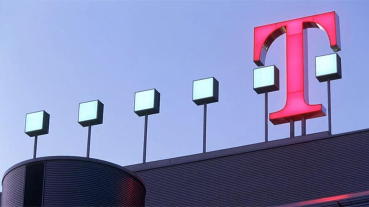 Dünyanın En Büyük GSM Operatörlerinden T-Mobile Hacklendi: 47,8 Milyon Kişinin Bilgileri Çalındı