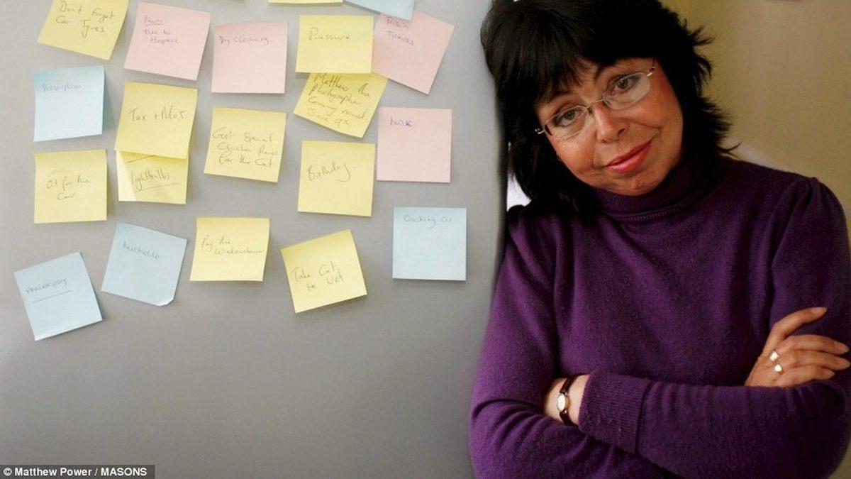 Hayata Her Gün Sıfırdan Başlayan ve Yıllardır 1994 Senesinde Yaşadığını Sanan Kadının 50 İlk Öpücük Filmine İlham Olan İlginç Hikayesi