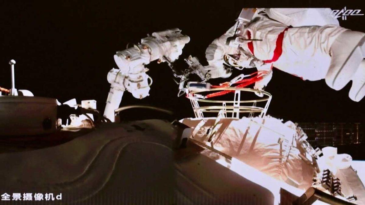 Çinli Astronotlar, Kendi İstasyonlarında İkinci Kez Uzay Yürüyüşü Yaptı