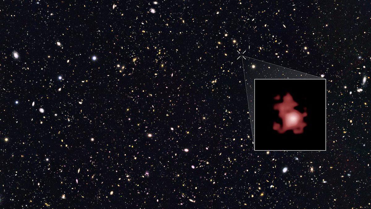 Hubble Teleskobu, Evrenin Derinliklerini Daha Net Görmeyi Sağlayan Bir ’Einstein Halkası’ Keşfetti