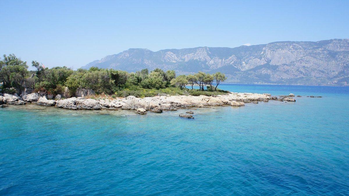 Türkiye’nin Yaz-Kış Ziyaret Edebileceğiniz En Güzel Adaları: Bozcaada ve Gökçeada’dan Çok Daha Fazlası Var...