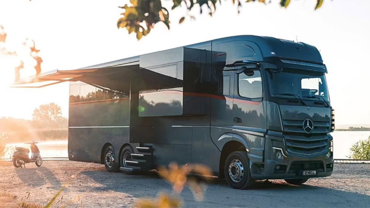 Buna Karavan Demek Ayıp Olur: 2 Milyon Dolarlık Ultra Lüks ’Kara Yatı’ Tanıtıldı