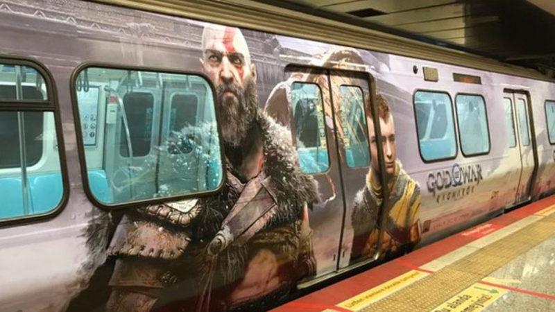 İstanbul’daki ’God of War’ Reklamı Çok Yanlış Anlaşıldı: "Yunan Tanrısının Resimleri Metrolara Asıldı"