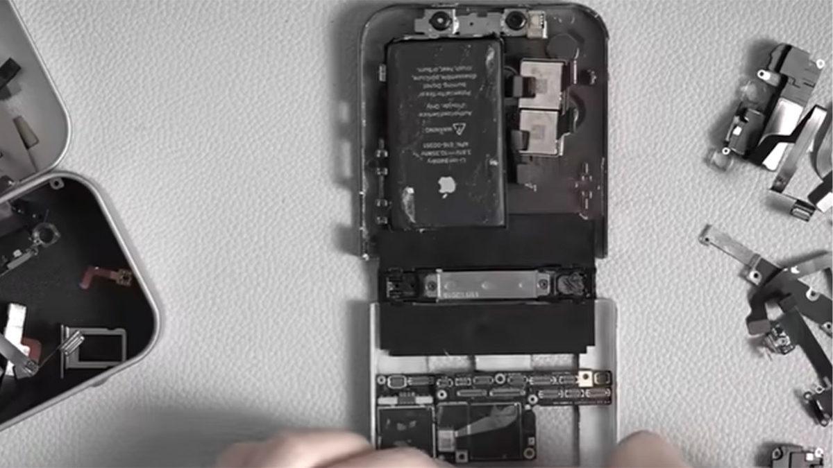 iPhone Hayranları, Apple’ın Israrla Yapmadığını Yaptı: İşte Katlanabilir “iPhone V” (Gerçekten Katlanıyor!)