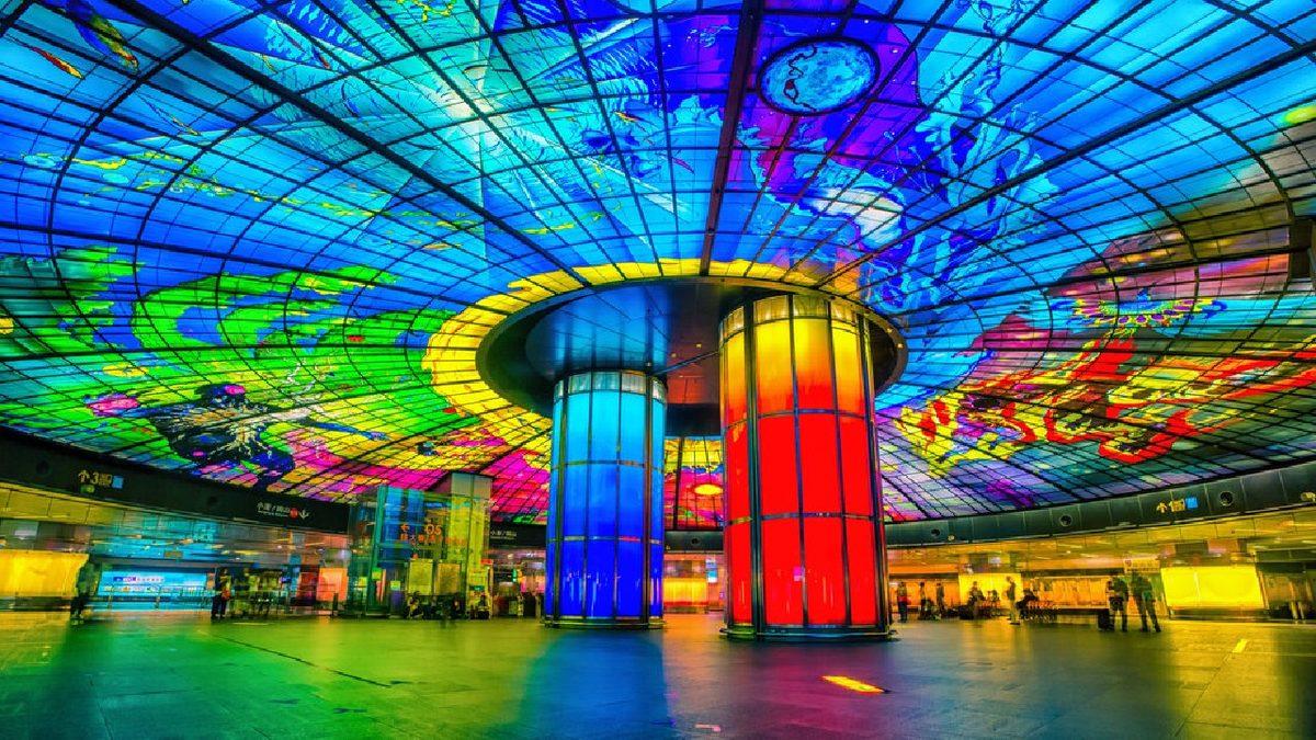 Bunlar Metro İstasyonuysa Bizdekiler Ne? Her Gün İşe Değil de Harikalar Diyarına Gidiyormuşsunuz Gibi Hissettiren 9 Metro İstasyonu