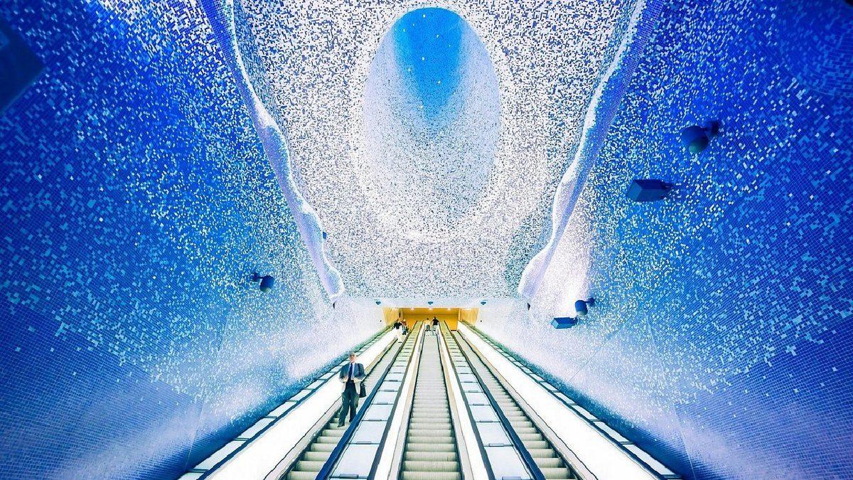 Bunlar Metro İstasyonuysa Bizdekiler Ne? Her Gün İşe Değil de Harikalar Diyarına Gidiyormuşsunuz Gibi Hissettiren 9 Metro İstasyonu