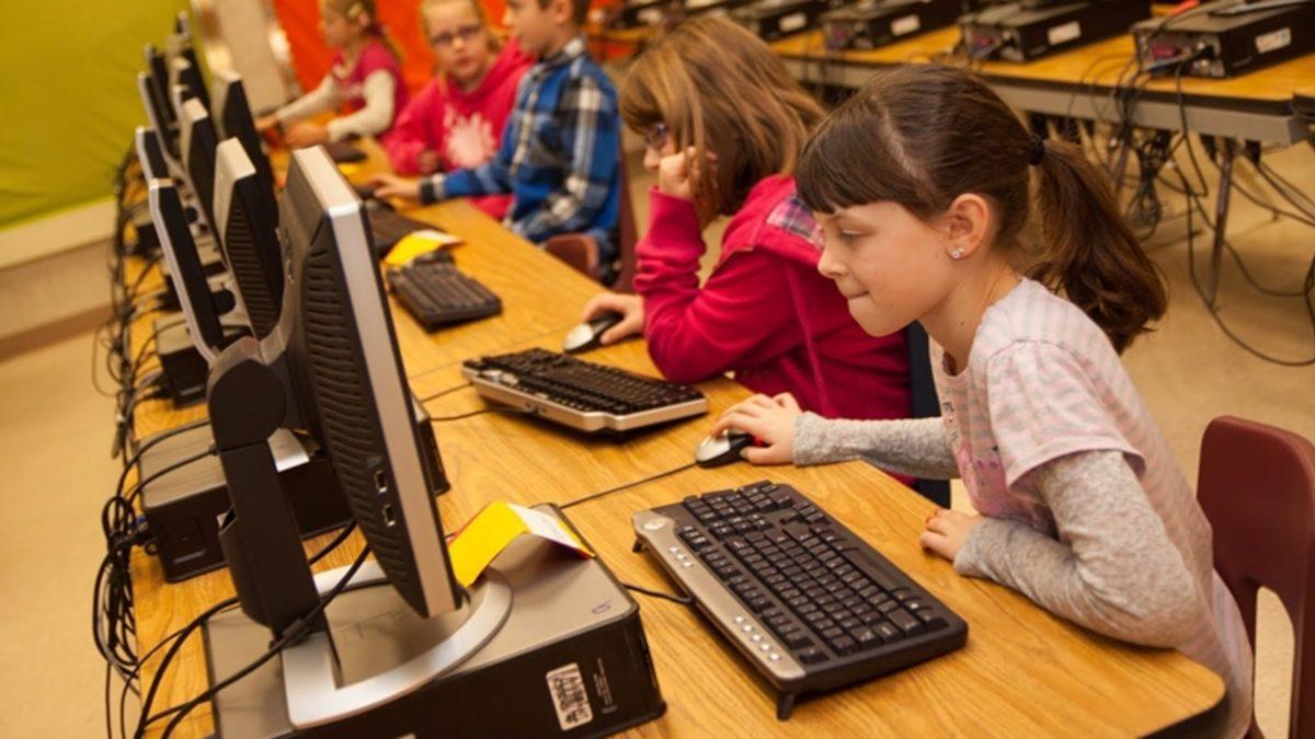 Başbakan: ’’İlköğretimde Yazılım Alışkanlıkları Kazanan Kuşaklar Yetiştirmeliyiz’’