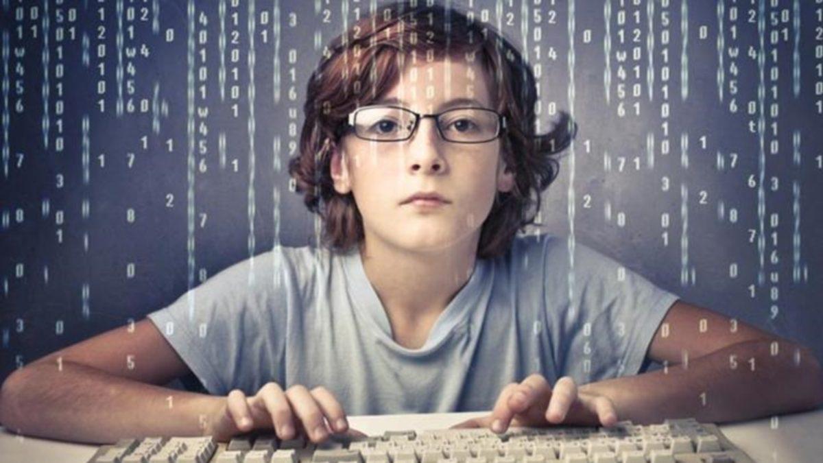 Başbakan: ’’İlköğretimde Yazılım Alışkanlıkları Kazanan Kuşaklar Yetiştirmeliyiz’’