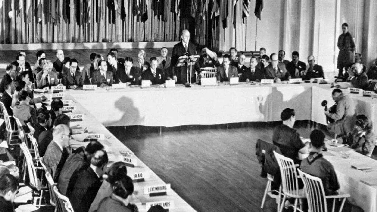 Tek Bir Kararla Neredeyse Hepimize Tarihi Bir Kazığın Atıldığı 1971 Yılında Tam Olarak Ne Oldu?