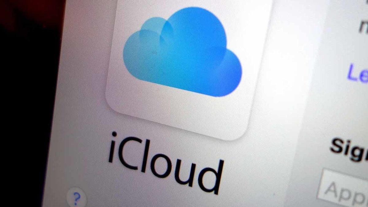 Buna da Kanmazsın: Kurbanlarını Tatlı Dille Kandırıp iCloud Hesaplarından 600 Binden Fazla Fotoğrafı Çalan Hacker Yakalandı