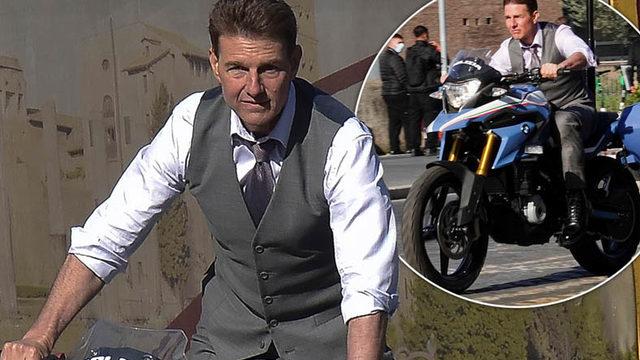 Tom Cruise, Görevimiz Tehlike 7 İçin 500 Kez Paraşütlü, 13 Bin Kez de Motosikletli Atlama Yapmış