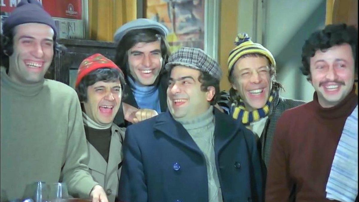 Metin Akpınar ile Karşılıklı Bir Kahve İçmişsiniz Hissi Bırakan Netflix Belgeseli: İyi ki Yapmışım