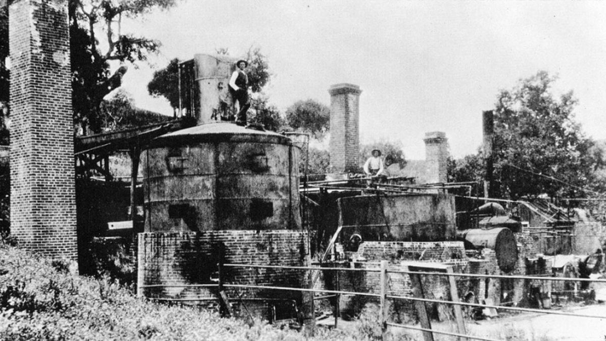 Tarihte Bu Hafta (22-28 Ağustos): Şapka Devrimi İçin İlk Adım Atıldı