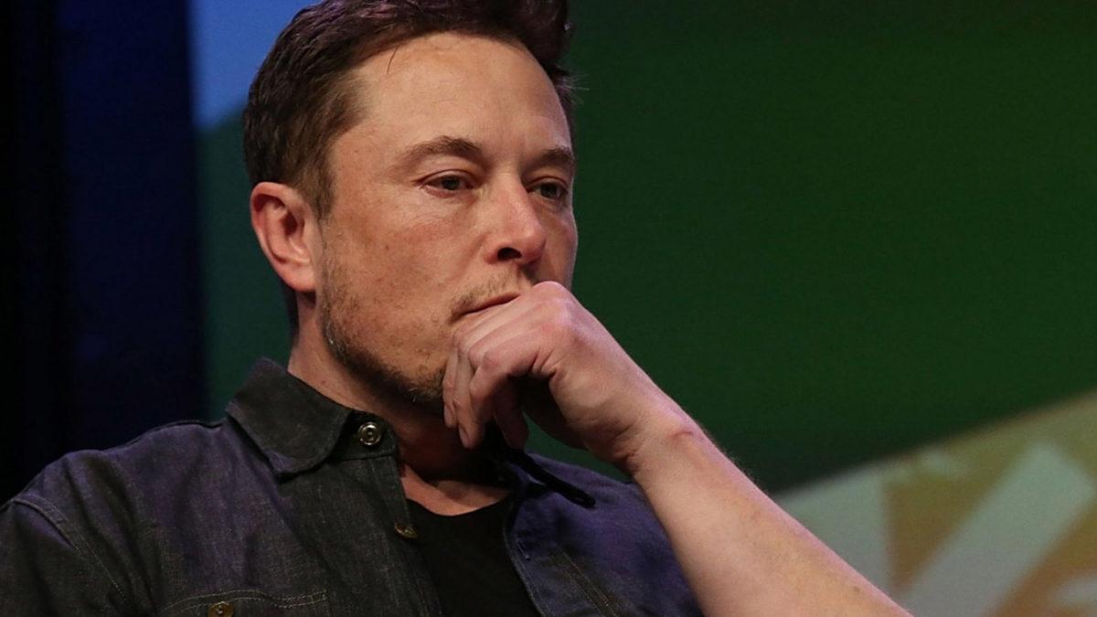 Elon Musk, Kendisine Güvenmeyen ve Eleştiren Çalışanlarını Kovmaya Başladı