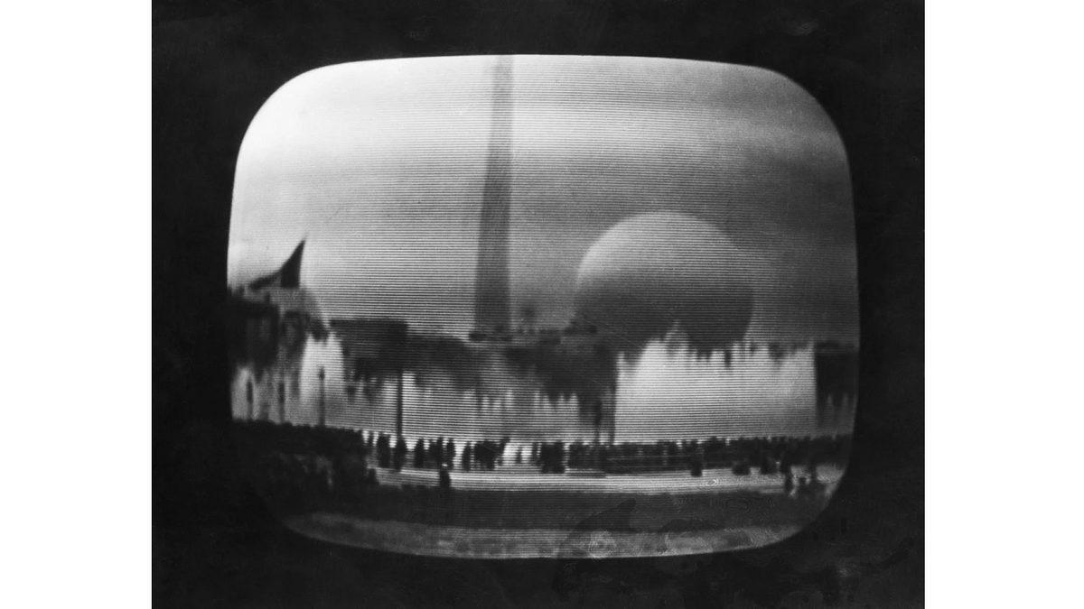 Bugün Yokluğunu Bile Hayal Edemediğimiz ’Televizyon’ Kim Tarafından, Ne Zaman ve Nasıl İcat Edildi?