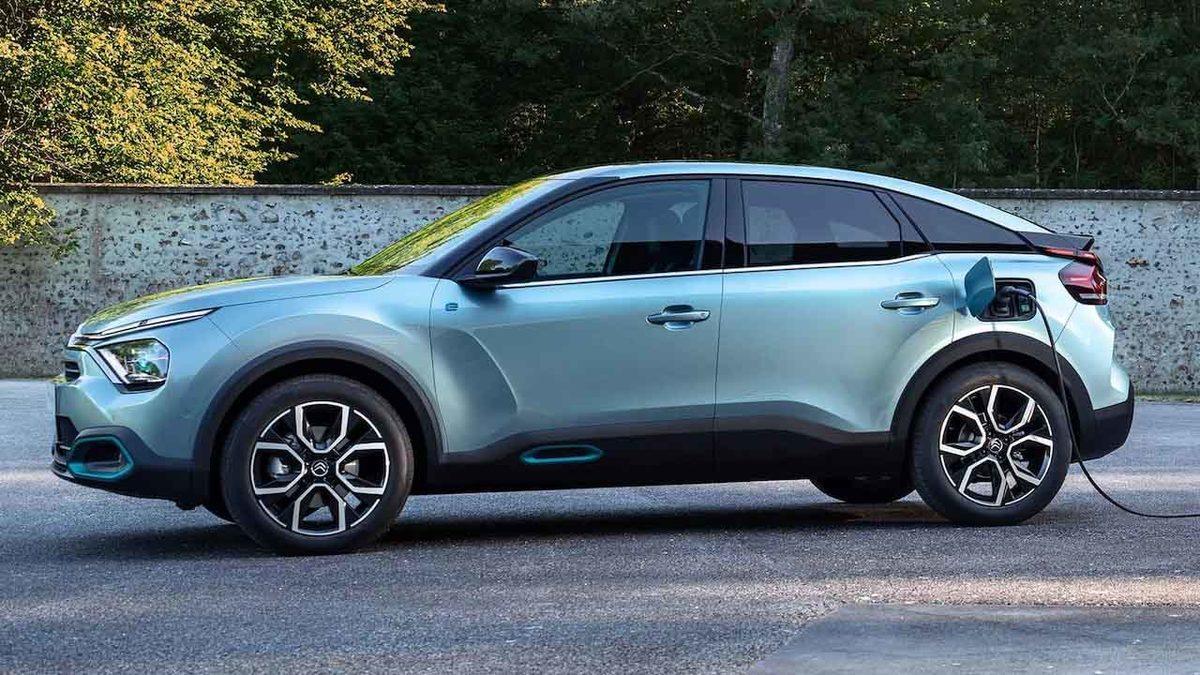 Toyota Corolla Fiyatına Bir Ayda 2. Kez Zam Geldi (ÖTV’de İndirim Bekledikçe Fiyatlar Artıyor...)