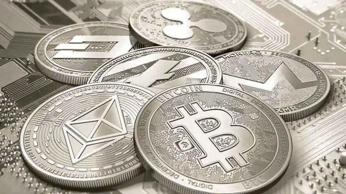 ’Merkeziyetsiz’ Denilen Kripto Paralar Nasıl Oluyor da Bir Sözle Altüst Olabiliyor? Bir Ekonomiste Sorduk...