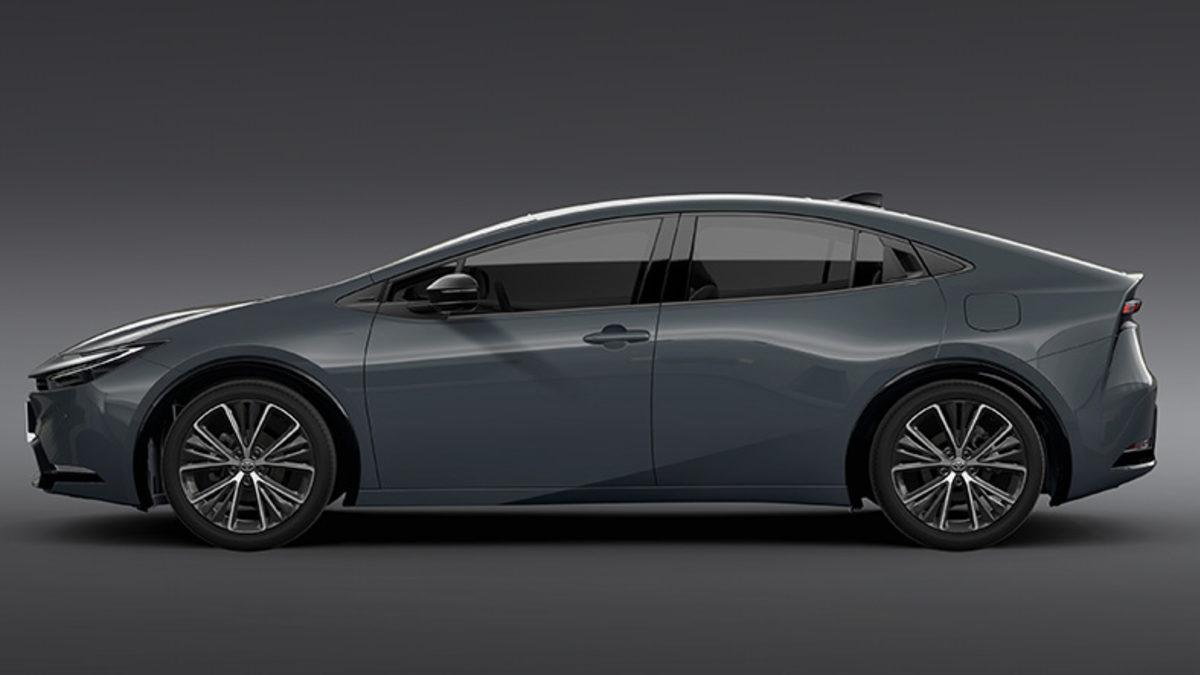 Güneş Enerjisi ile Kendi Kendini Şarj Edebilen Otomobil ’2023 Toyota Prius’ Tanıtıldı