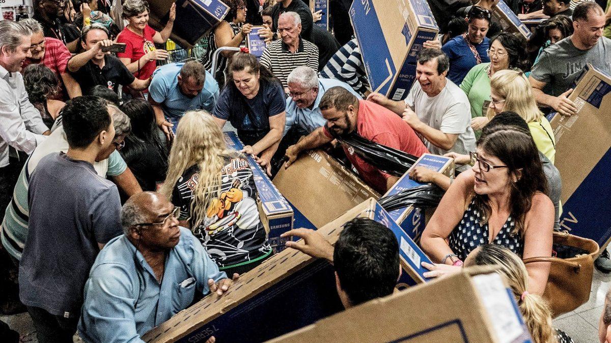 ’Efsane Cuma’ Black Friday’in Zamanda Yüzlerce Sene Geriye Gideceğiniz Ortaya Çıkış Hikayesi