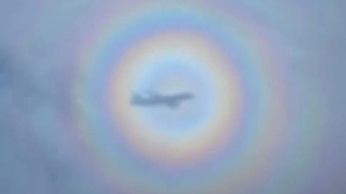 Sisli Havada Yürürken Bir Anda Bir Silüet Görürseniz Korkmayın: Peki Bu Neden Yaşanıyor?