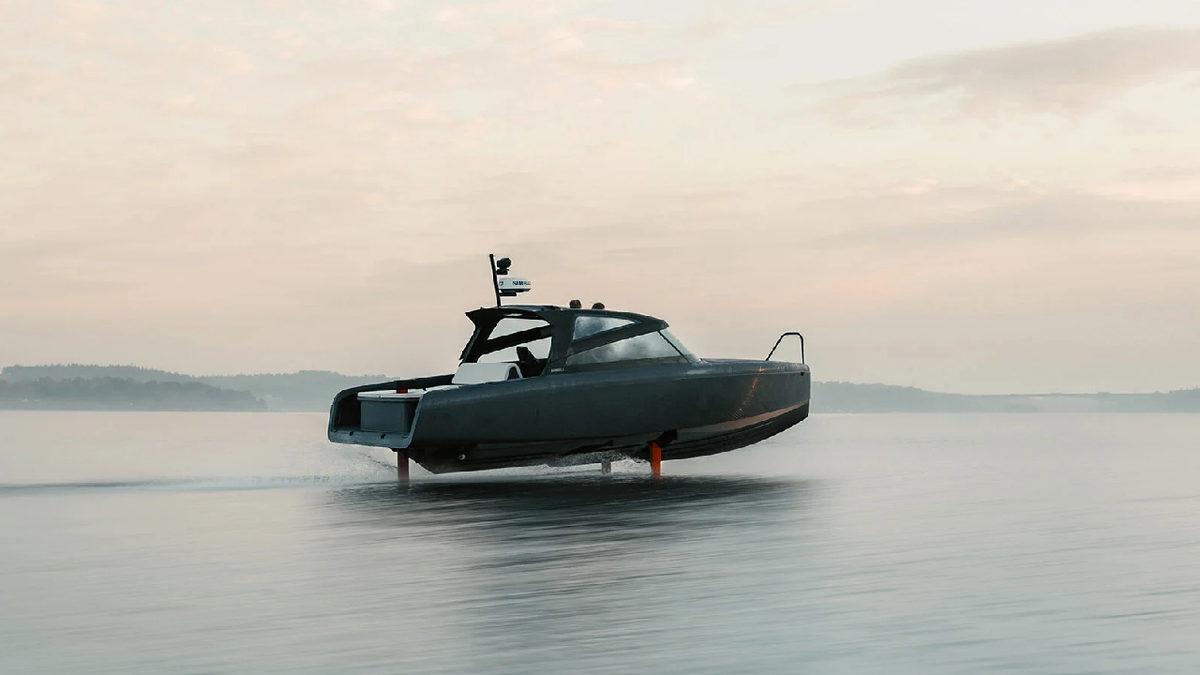 Gövdesi Denize Temas Etmeden Hareket Edebilen ’Uçan Tekne’ ile Tanışın: Candela C-8