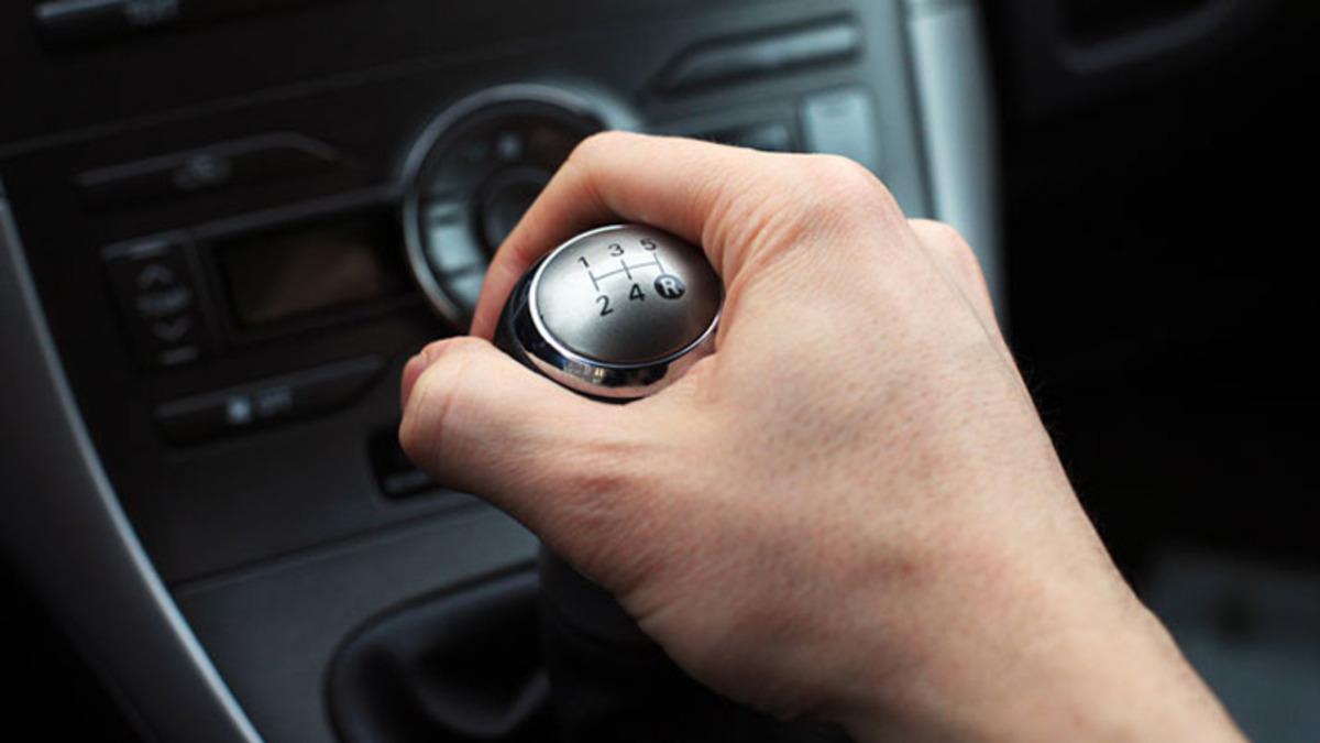 Manual Sevenler Üzgün: Volkswagen’in 2030 Yılında Manuel Araç Üretimini Durduracağı İddia Edildi