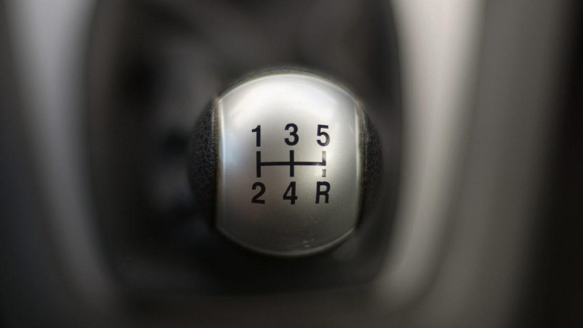 Debriyaj Pedalı Olmayan Manuel Vites Arabalar Nasıl Çalışır? Evet, Var Böyle Bir Şey...