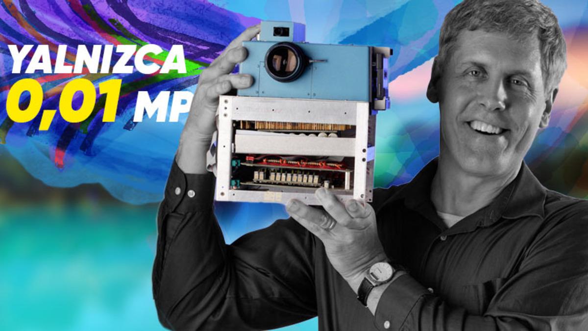Gördüğünüz Bu Şey ’İlk Dijital Fotoğraf Makinesi’ ve Muhteşem Bir Öyküsü Var: Telefonunuzla Fotoğraf Çekebilmenizin Baş Aktörlerinden Biri!
