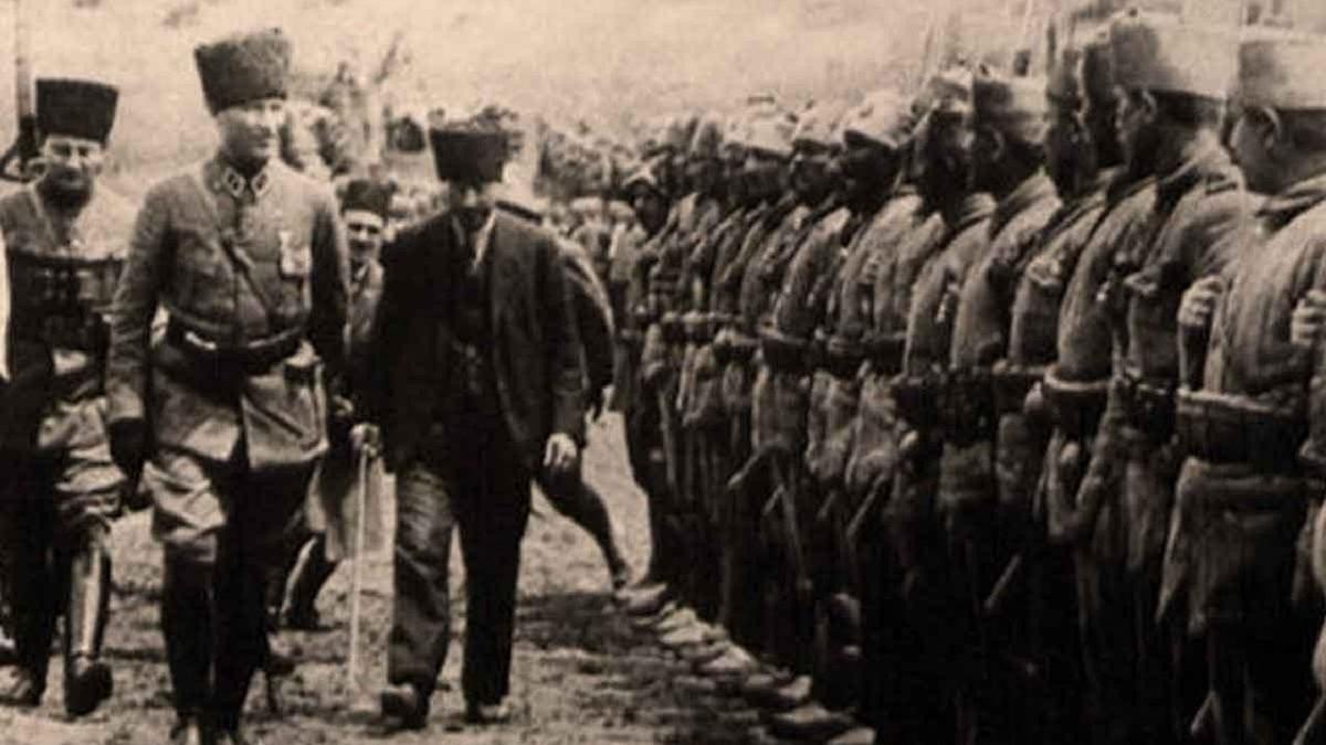 Atatürk Önderliğinde Başlayan ve Kurtuluş Savaşı’nın Kazanılmasında Büyük Rol Oynayan Seferberlik: Tekalif-i Milliye Emirleri Nelerdir?