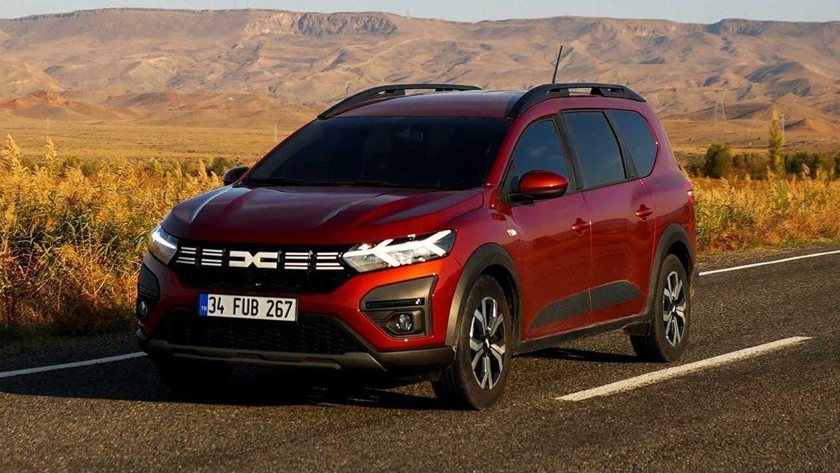 ’Geniş Araba’ İsteyenlerin Favorisi Olacak Dacia Jogger’ın Türkiye Fiyatı Açıklandı