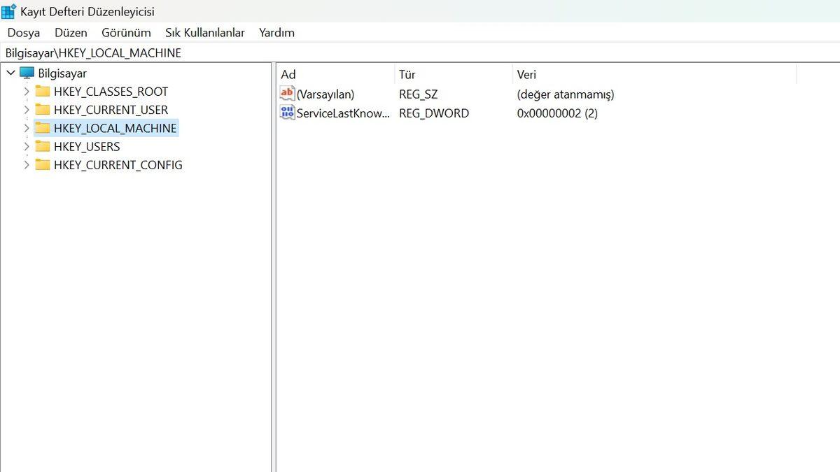 ’regedit’ Olarak Bildiğimiz Windows Kayıt Defteri Düzenleyicisi Nedir, Ne İşe Yarar, Nasıl Açılır?