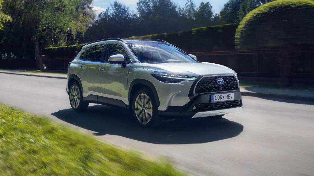 Yeni Yıl Zamları Gelmeden Araba Sahibi Olmak İsteyenlere: Toyota Güncel Fiyat Listesi