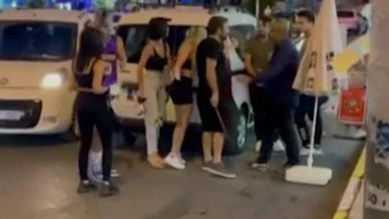 İstanbul’da TikTok Fenomeni Oldukları İddia Edilen Bir Grup, Tekme Tokat Kavgaya Tutuştu [Video]