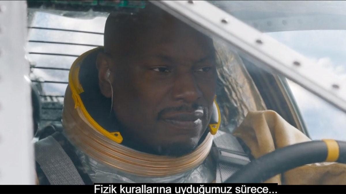 Hızlı ve Öfkeli’nin Tamamen Mantık Dışı Kurgulandığını İspatlayan 10 Sahne