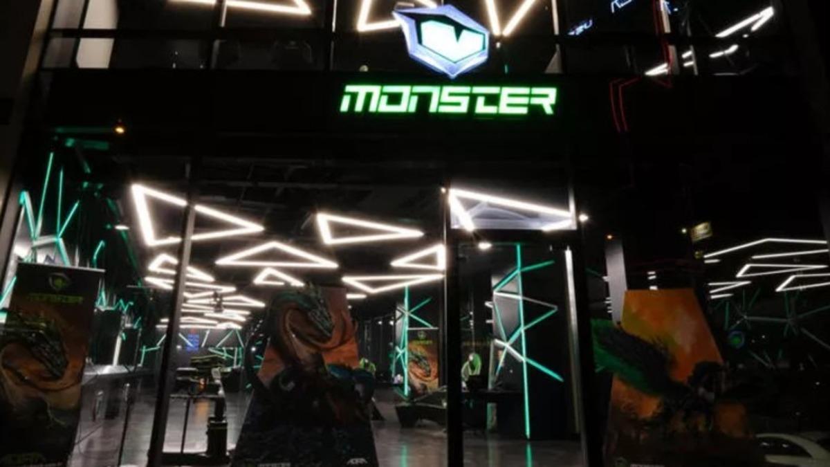 Monster Notebook İzmir’de Yeni Mağaza Açıyor