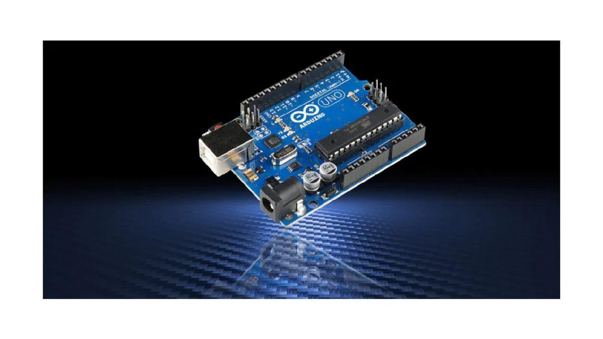 Elektroniğe İlgisi Olanların Bilmesi Gereken Arduino Nedir, Nasıl Programlanır?