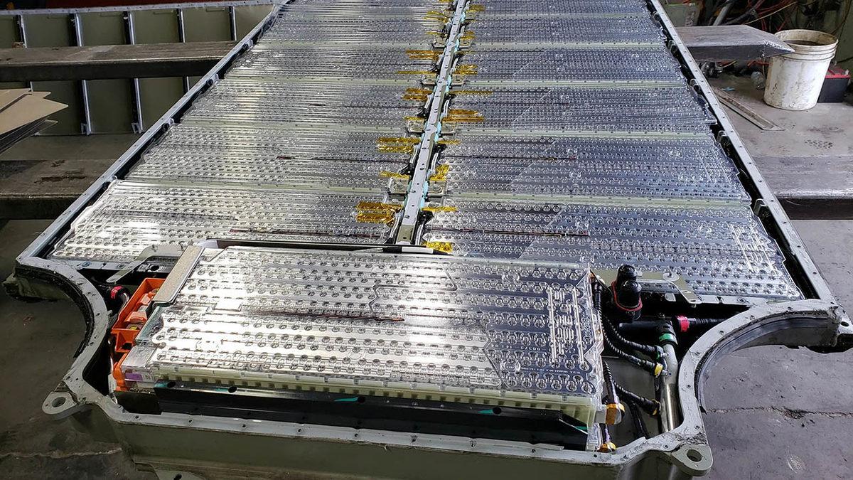 Elon Musk; Direksiyonsuz, Bütçe Dostu Bir Tesla Üretmeyi Planlıyor