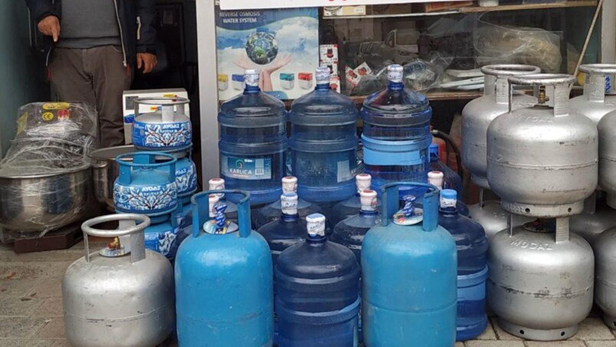 İçinde Neler Olabileceğini Öğrenince Damacana Sularını İçmek İstemeyeceksiniz (Kendi İyiliğiniz İçin)