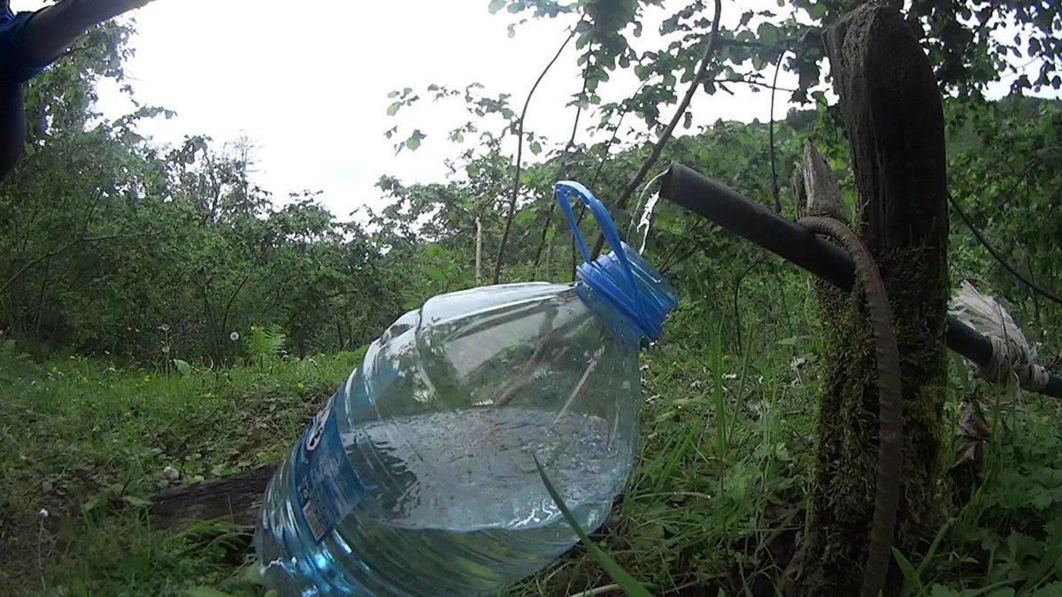 İçinde Neler Olabileceğini Öğrenince Damacana Sularını İçmek İstemeyeceksiniz (Kendi İyiliğiniz İçin)