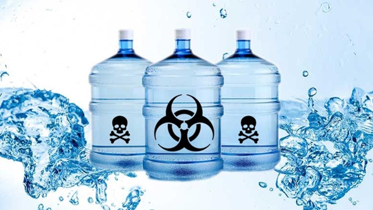 İçinde Neler Olabileceğini Öğrenince Damacana Sularını İçmek İstemeyeceksiniz (Kendi İyiliğiniz İçin)