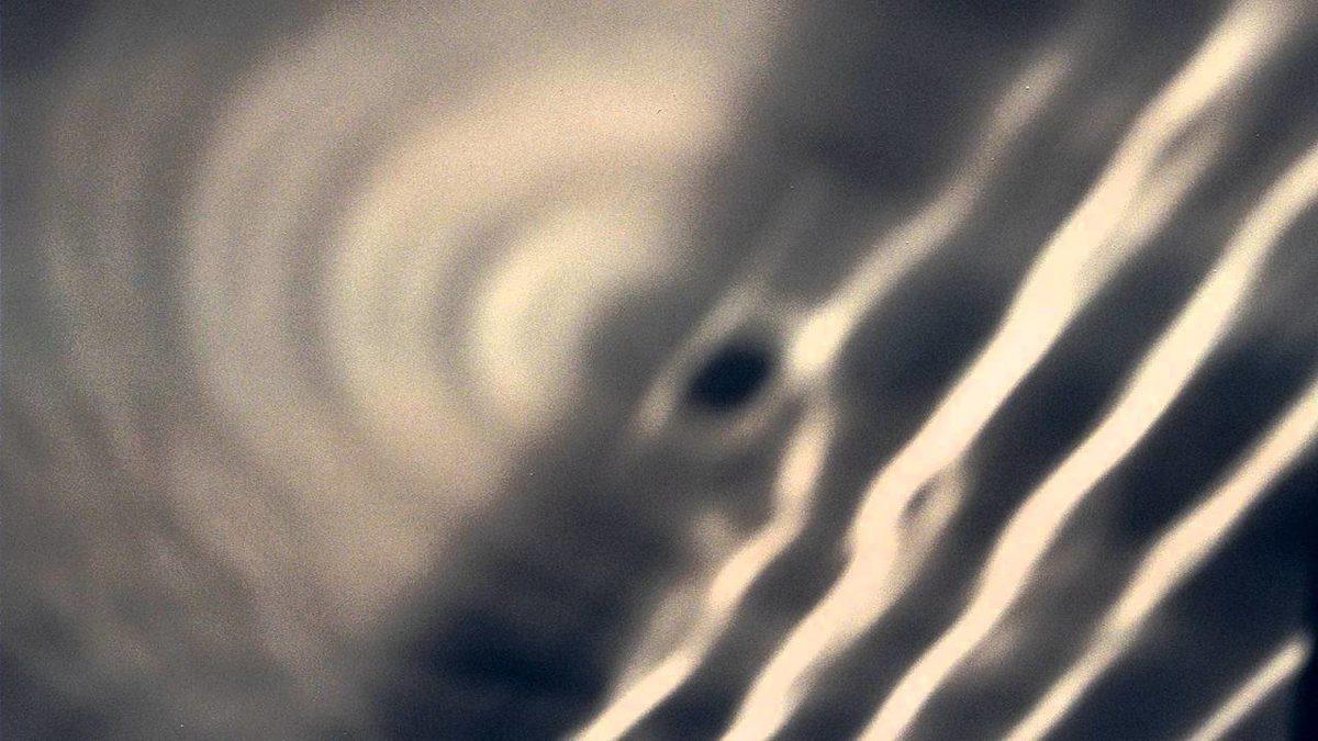 ‘İnsan Nasıl Görüyor’ Sorusunu Cevaplandırmak İçin Yapılıp Kuantum Dünyasını Aydınlatan Deney: Young Deneyi