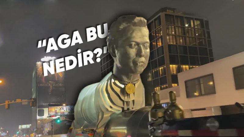 Elon Musk’ın "Dikkatini Çekmek İçin" 600 Bin Dolarlık Devasa Heykeli İnşa Edildi