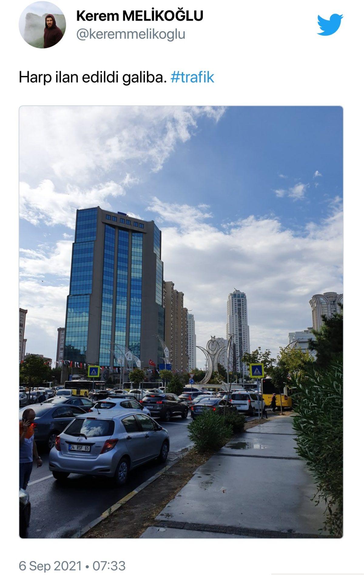 Okulun İlk Gününde Felç Olan Trafik ile İlgili Sosyal Medyadaki Tepkiler